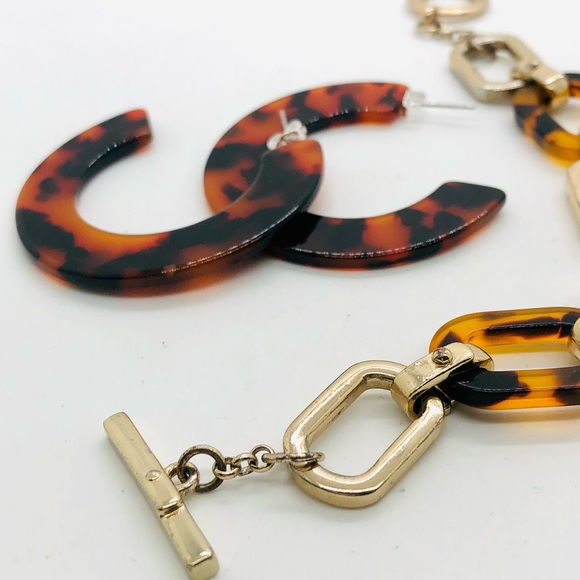 Vintage Tortoise Resin Jewelry - Picture 7 of 13